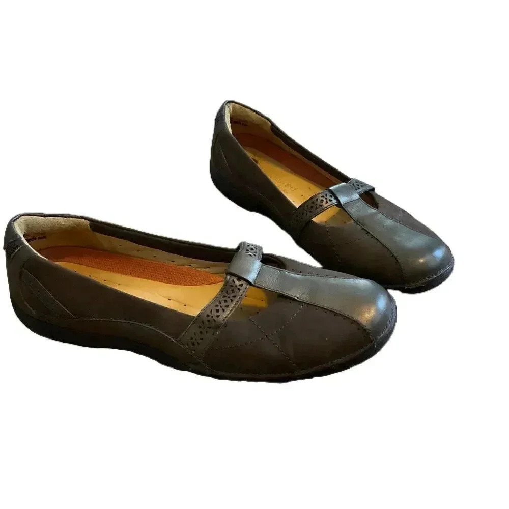 Clarks Brown Leather  Structured Comfort Flat Womens Shoes Size 9.5 Medium